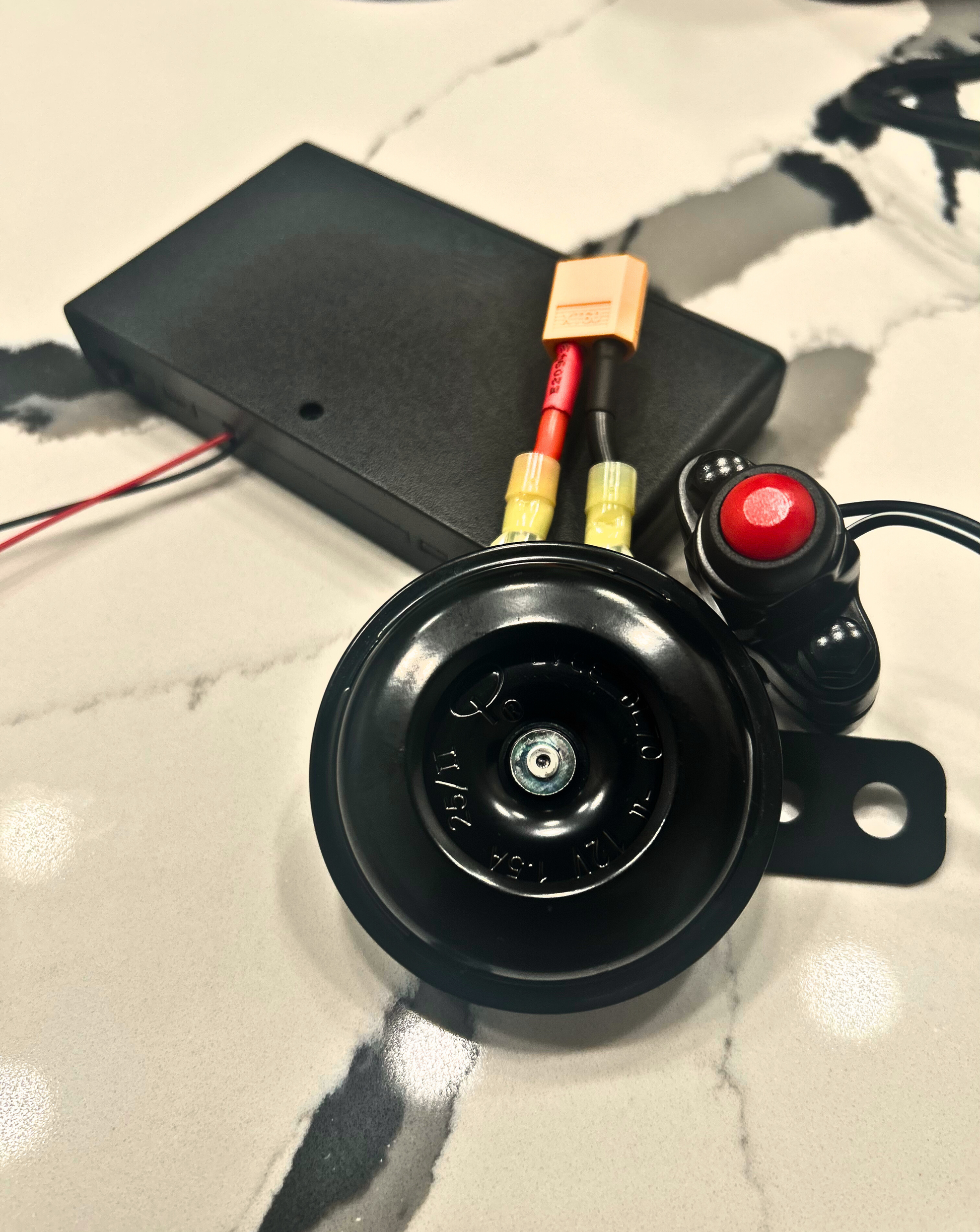 Battery powered horn