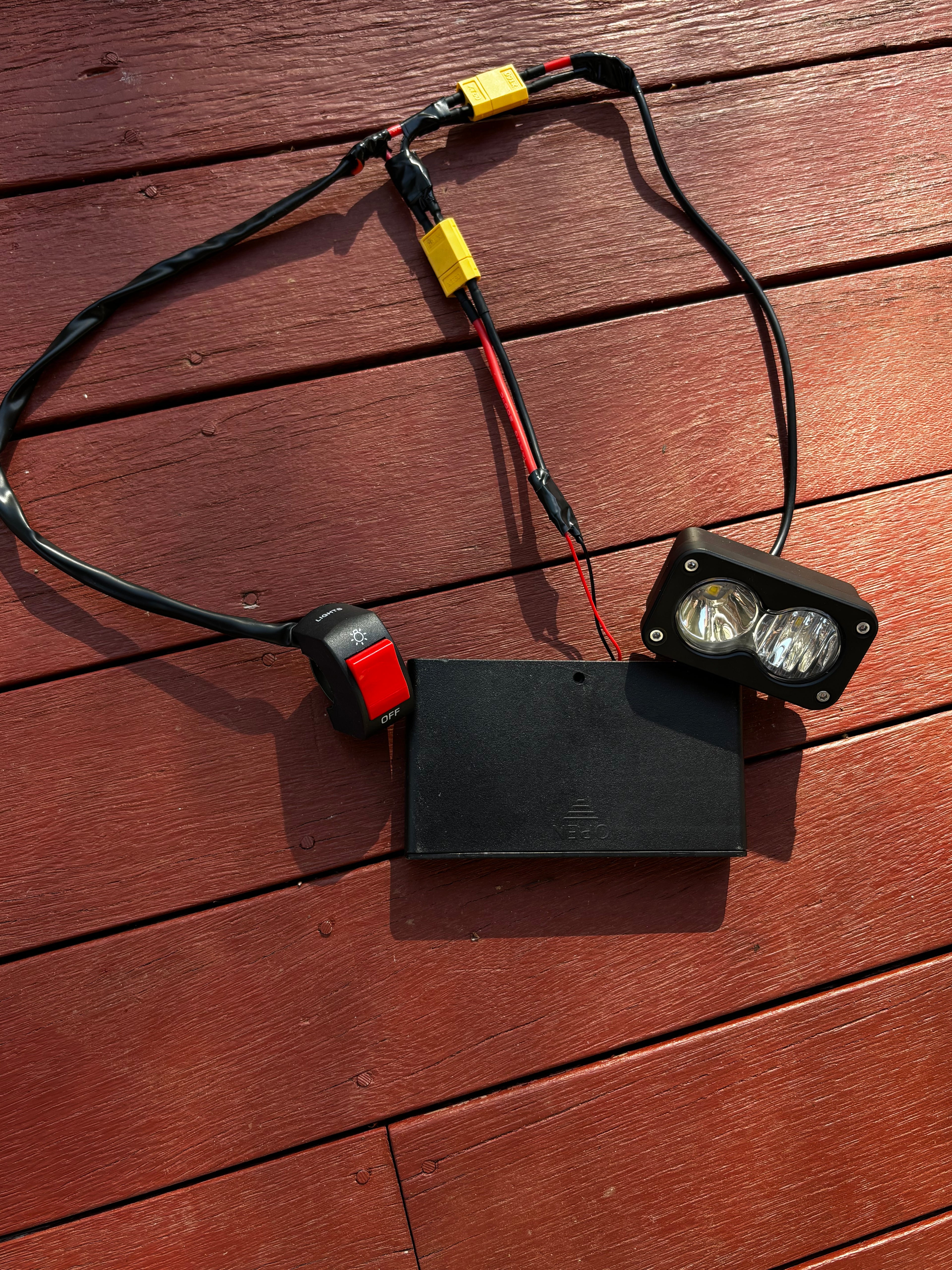 Battery powered Baja light (AA battery’s not included)